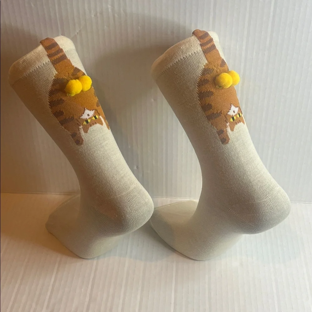 Cat Novelty Women's Socks (Cream)